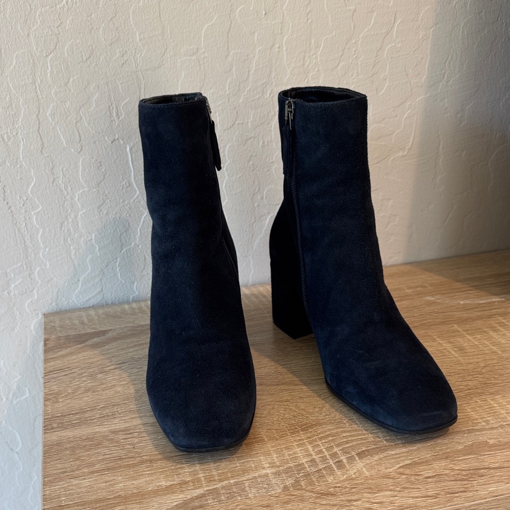 Aquatalia Dark Navy Suede Heeled Boots (weatherproof)